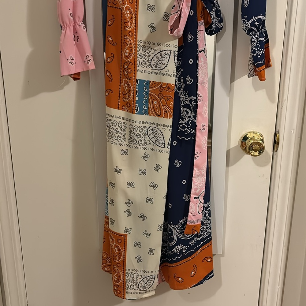 Pink and Blue Wrap Maxi Dress with V-Neck Long Sleeves - Picture 3 of 11